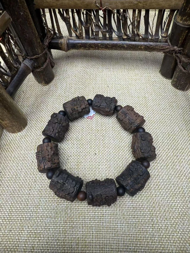 A3龙二文玩成品木串