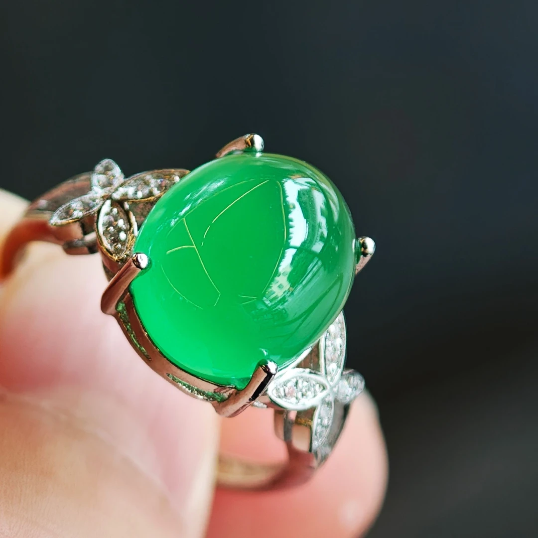 玛瑙玉髓戒指镶嵌925银时尚戒指