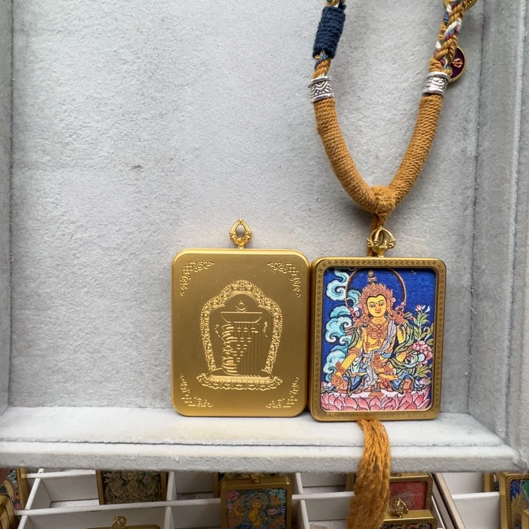 吊坠L****n铜单面地藏绳子10号