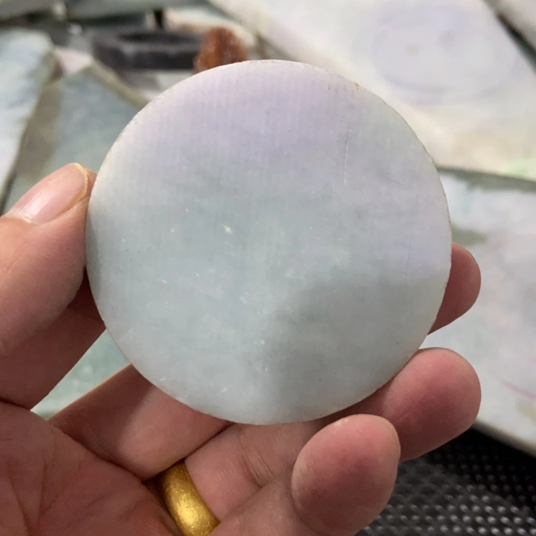 翡翠颈饰未镶嵌料子