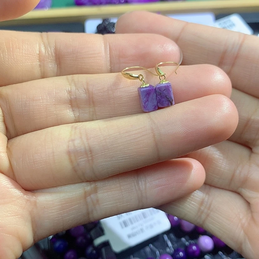 【闪购商品】苏纪石（舒俱来）18K金镶嵌耳钩