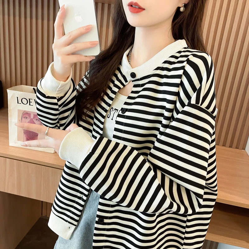 条纹休闲外套女春秋2025新款韩版宽松设计感小众薄款撞色夹克开衫