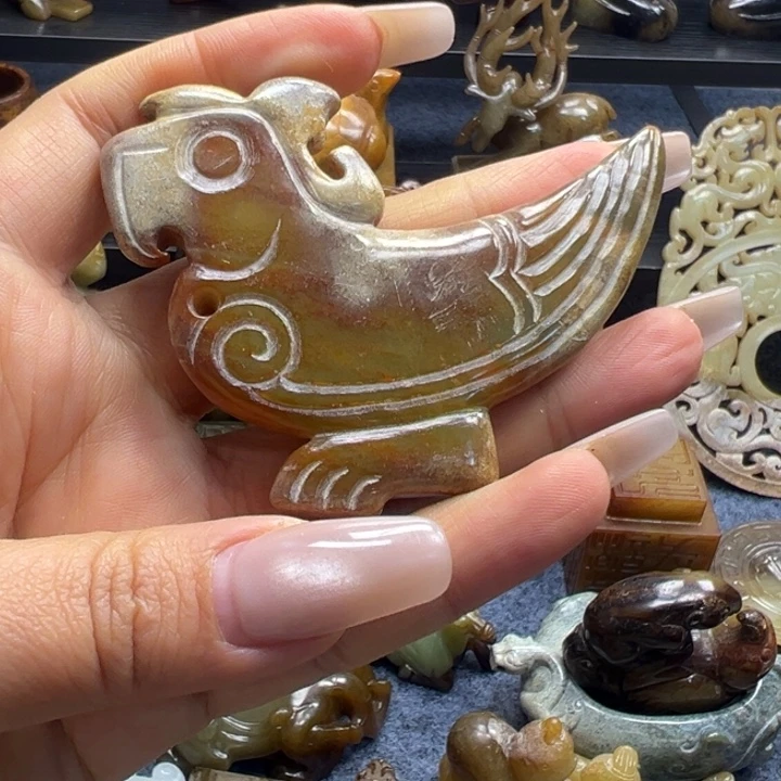 和田玉未镶嵌车挂