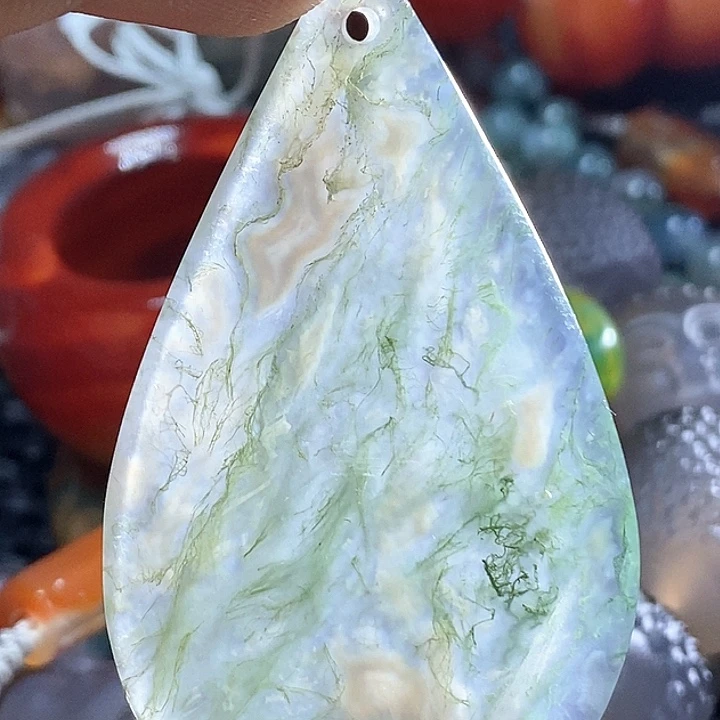 玖***柒玛瑙/玉髓未镶嵌颈饰