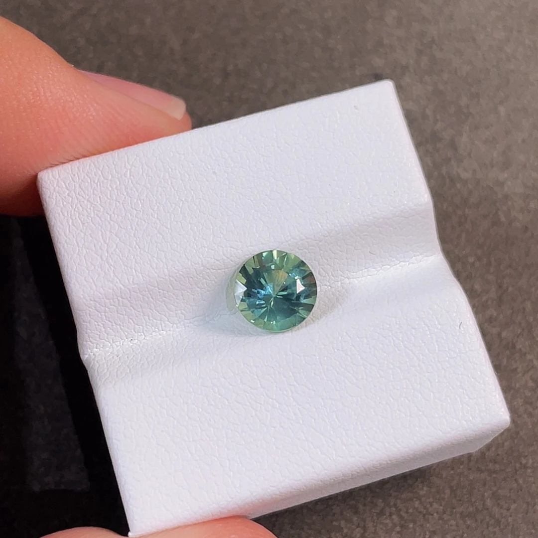 蓝宝石裸石未镶嵌蓝宝石1.68ct