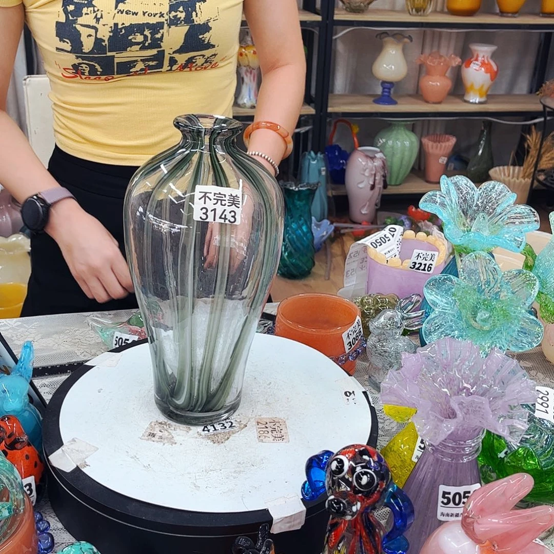 3143 家悦琉璃工艺品不完美
