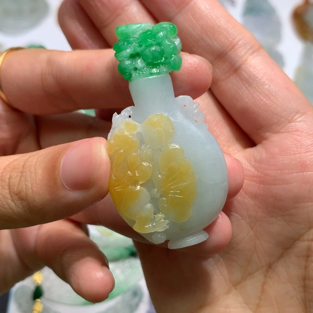 定制翡翠未镶嵌潍****店宝瓶