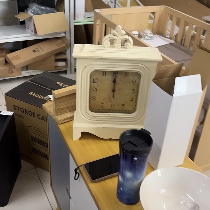 土***咪土豆妈咪白色钟表清仓不退不换瑕疵