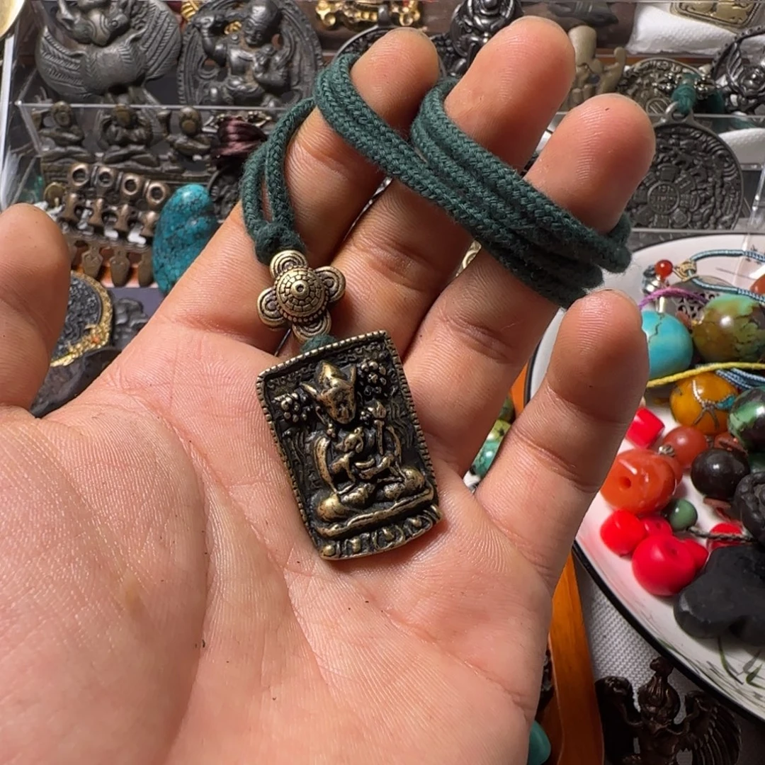 杰***哥玻璃颈饰啊啊啊啊啊啊