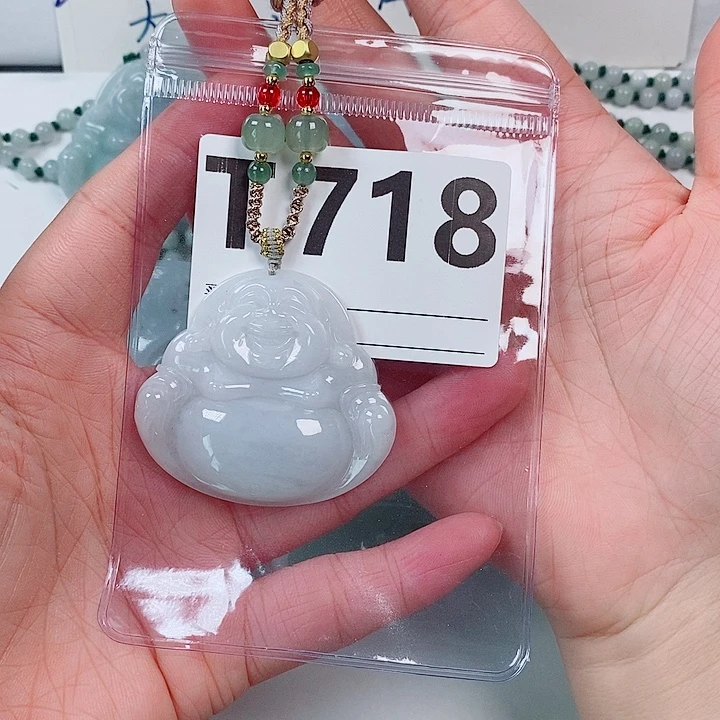 颈饰未镶嵌翡翠天然