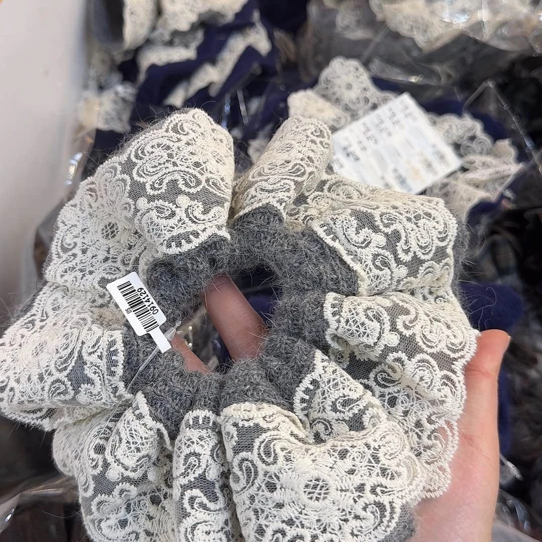 布艺铁合金默认微瑕特价不退换