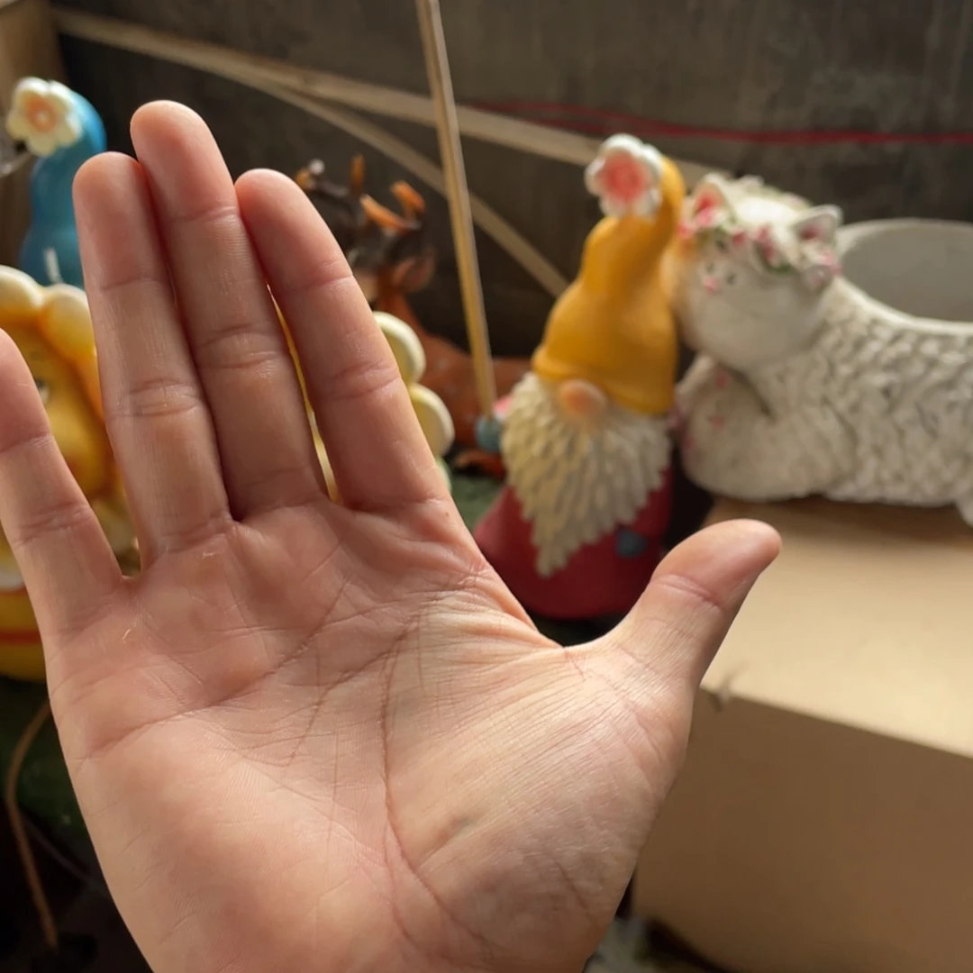 【闪购商品】树脂粉色甘道夫带灯