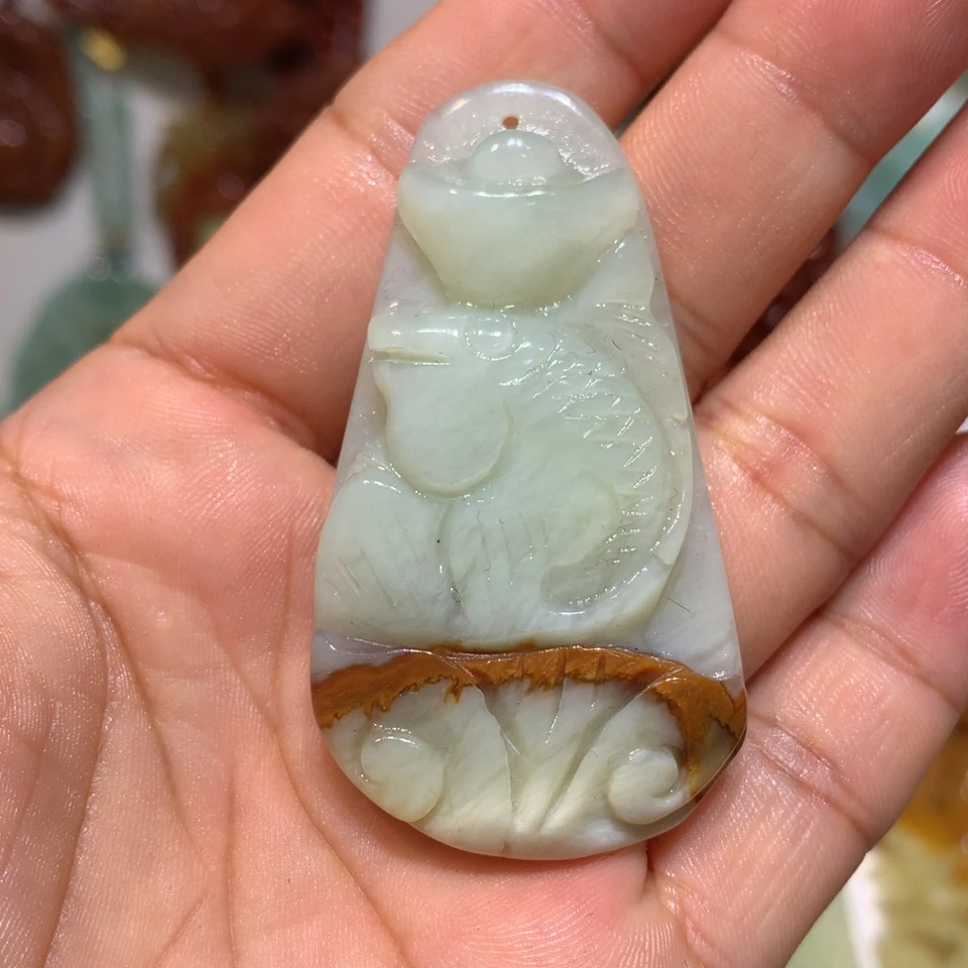 未镶嵌蛇纹石玉颈饰