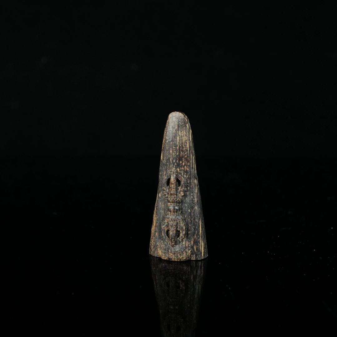 B5922 文莱黑棋满油沉水沉香金刚杵吊坠 4.1x1.7x1cm 3.47g