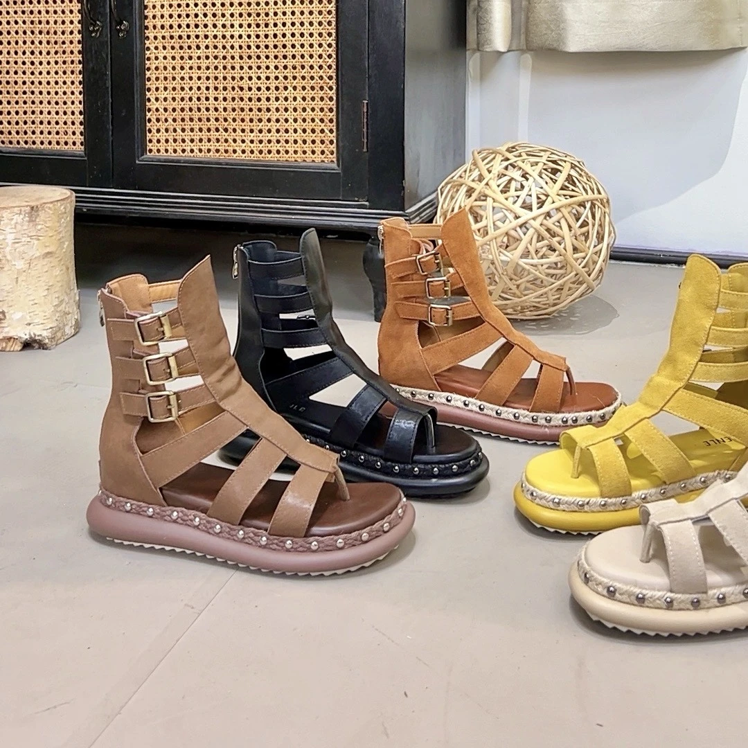 《敲金砖》唐乐乐｜25new百搭罗马草编坡跟厚底铆钉真皮凉鞋 6008
