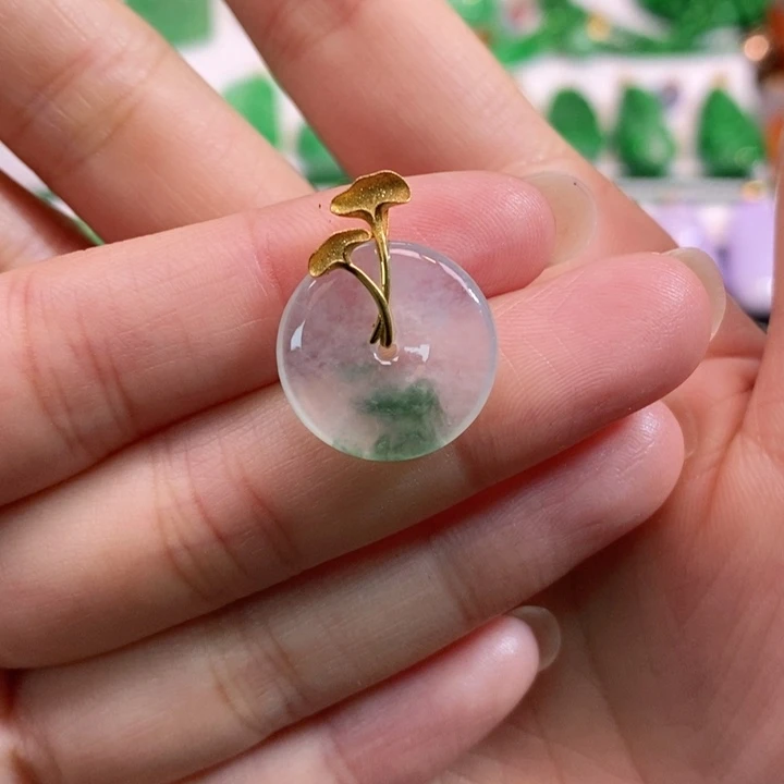 颈饰未镶嵌翡翠吊坠