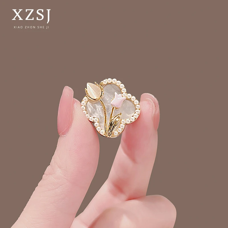 铜贝壳胸针 领口高档防走光扣神器精致四叶草别针胸花固定衣服