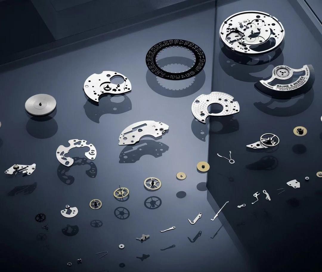 （以直播间为准）机械手表配件壳机芯等配件，喜欢留，不喜欢不要撕膜