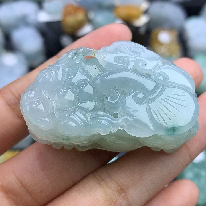 翡翠未镶嵌颈饰天然缅甸翡翠