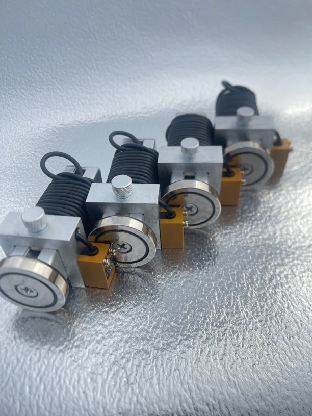 模具强磁接近开关，强磁光电开关，模县强磁开关三线方形