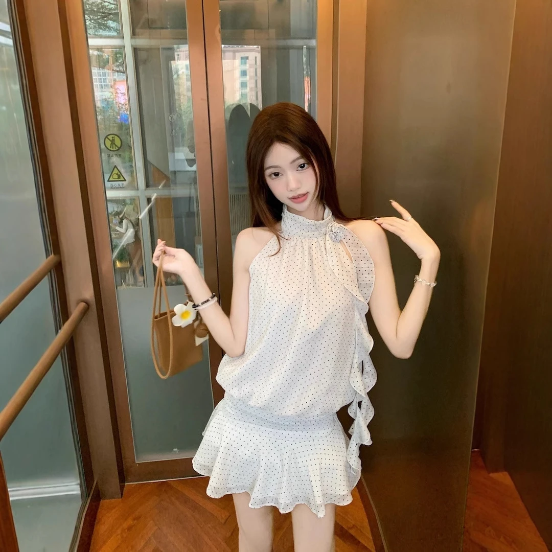 实拍挂脖连衣裙女夏季无袖短裙法式辣妹设计感气质波点裙子女装