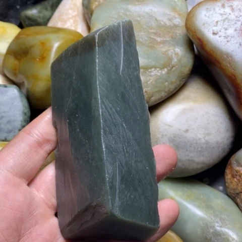 未镶嵌和田玉（糖玉）挂件