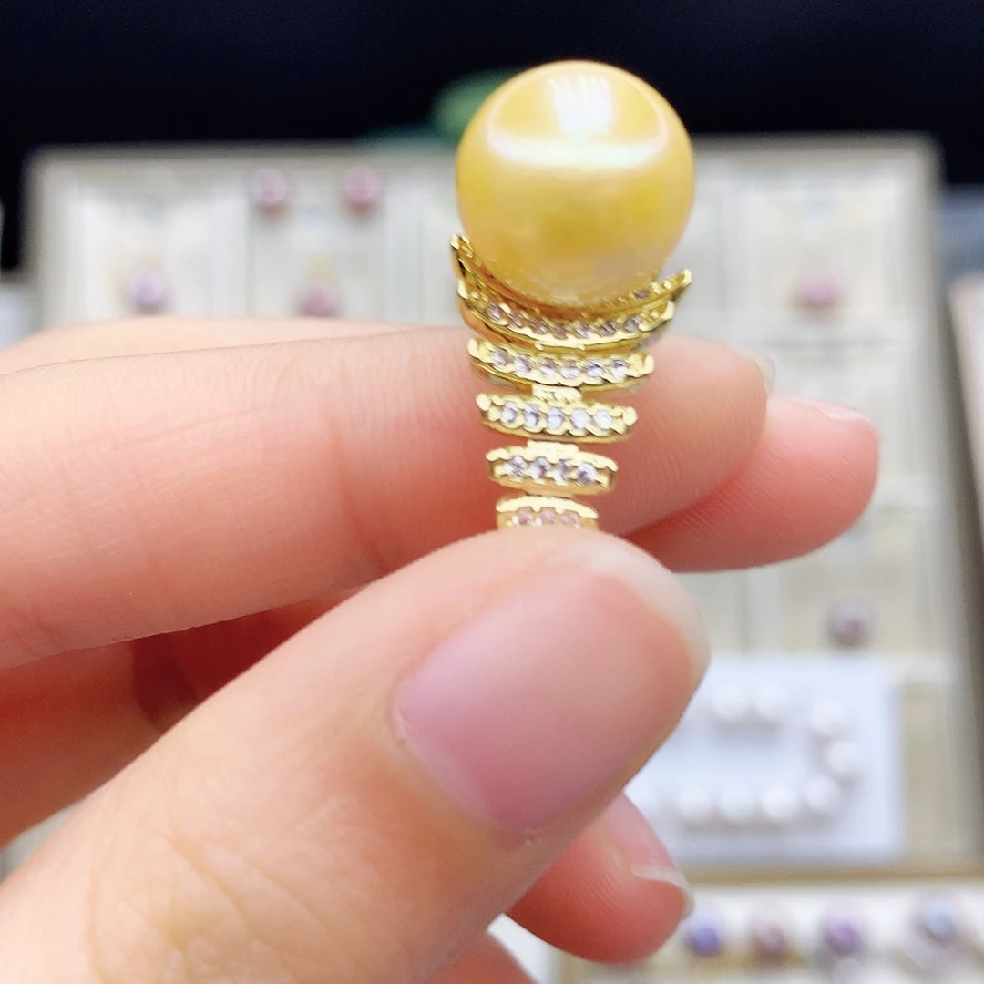 淡水珍珠颈饰合金