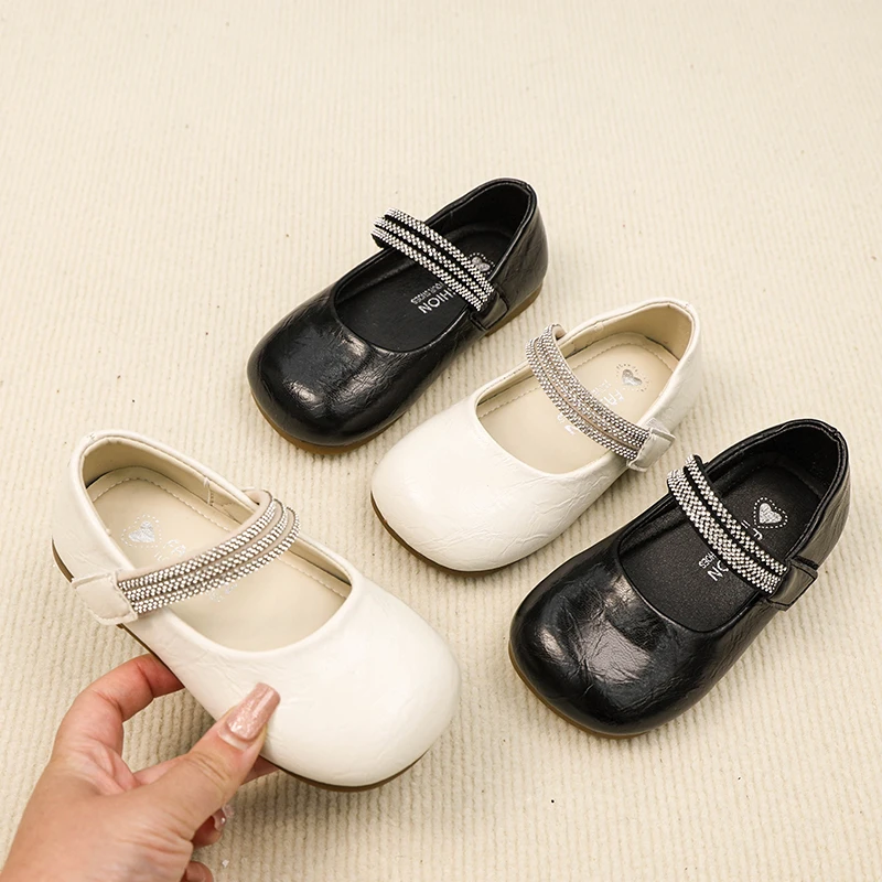 木西糖糖女童纯色公主豆豆鞋浅口亮钻小皮鞋春秋新款儿童单鞋6166