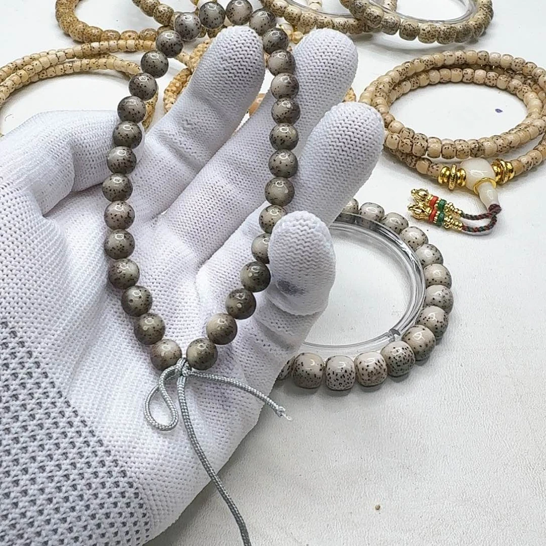 星月菩提吊坠26创世小冰糖大眼睛8圆手持