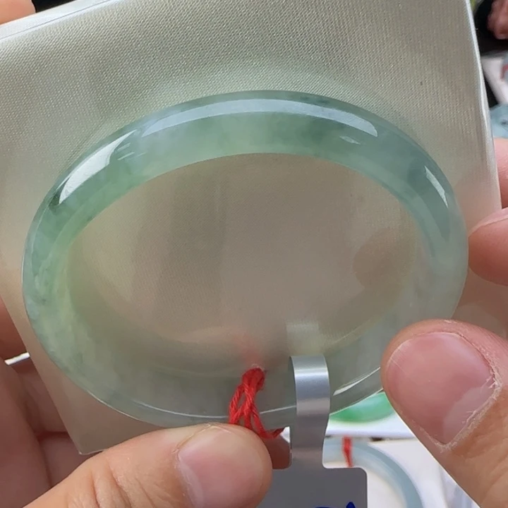 未镶嵌手镯翡翠翡翠手镯