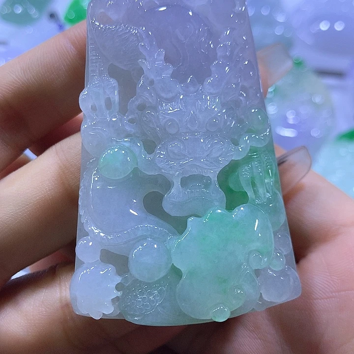颈饰未镶嵌翡翠天然翡翠A货吊坠