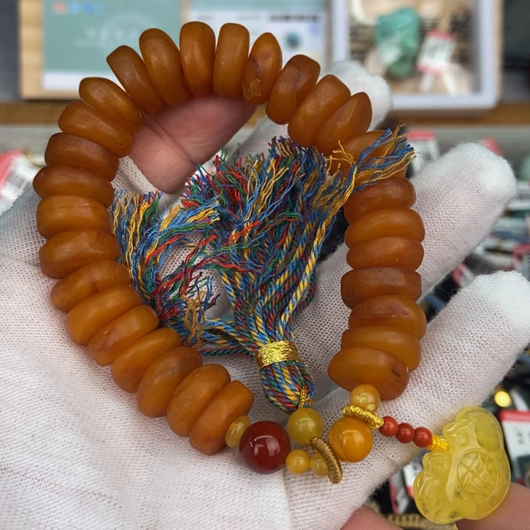 琥珀珠宝奇石未镶嵌