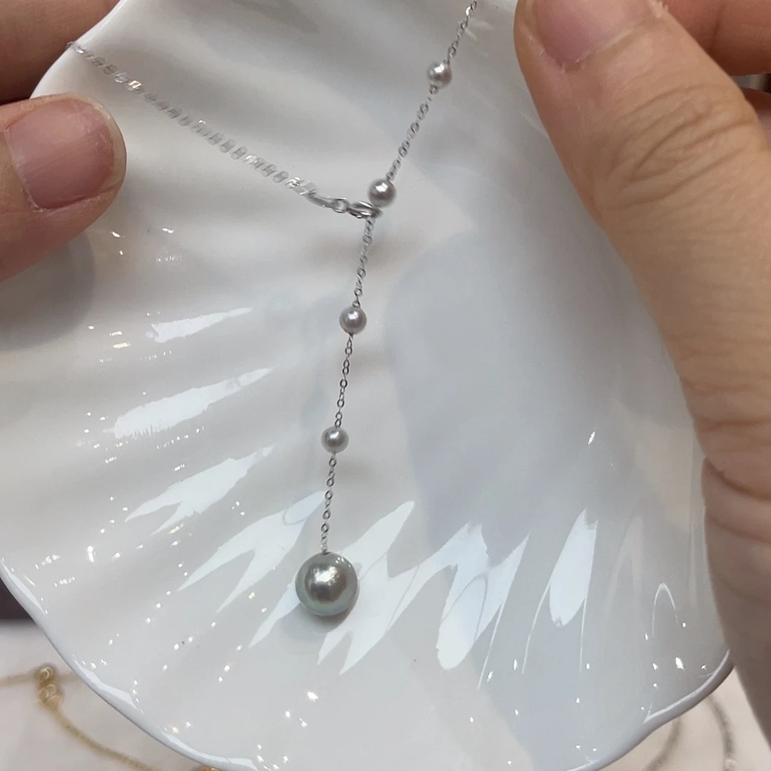 颈饰18K金镶嵌海水珍珠