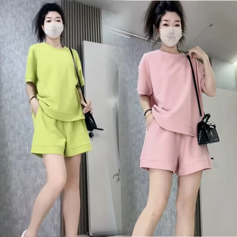 夏季时尚新款休闲宽松减龄套装纯色圆领短袖上衣百搭短裤两件套女