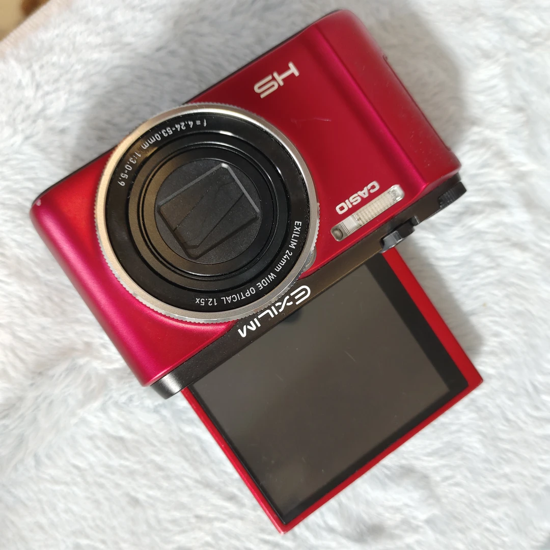 95新 Casio/卡西欧 卡西欧zr1000，1200像素，no退，no换。