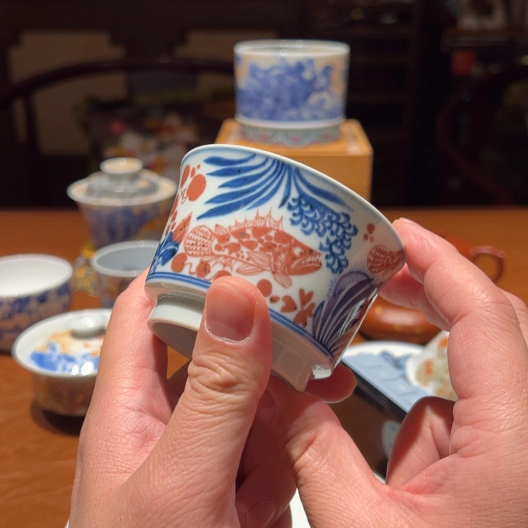 武*䶱念物元青花慕元怀古鱼藻主人杯