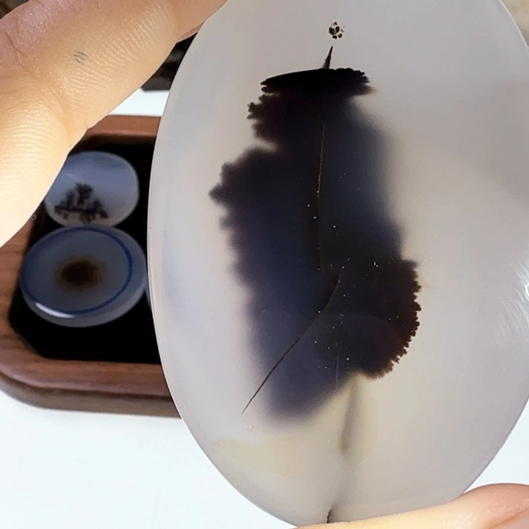 玛瑙/玉髓未镶嵌珠宝半成品