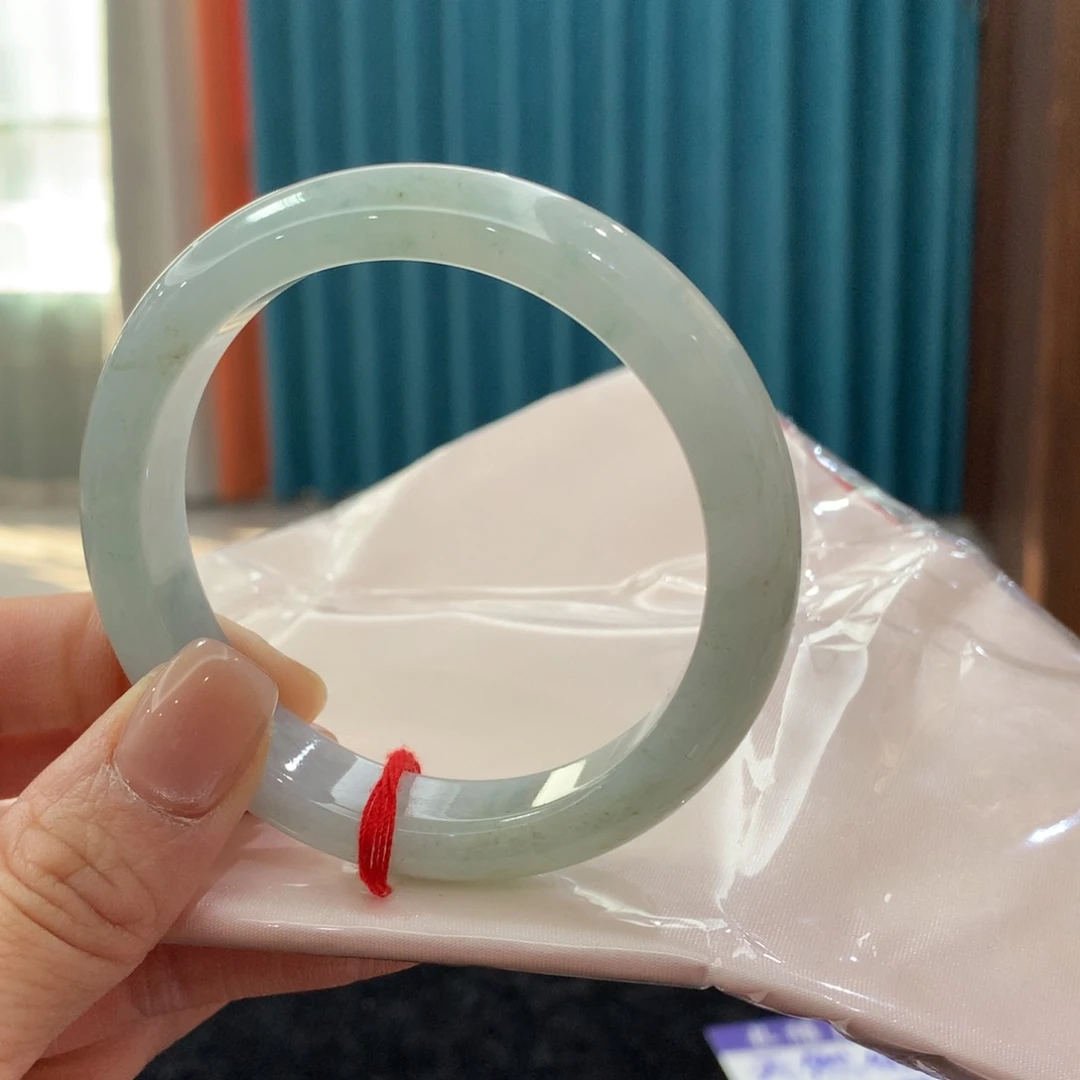 未镶嵌手镯翡翠完美者慎拍 圈口58.5