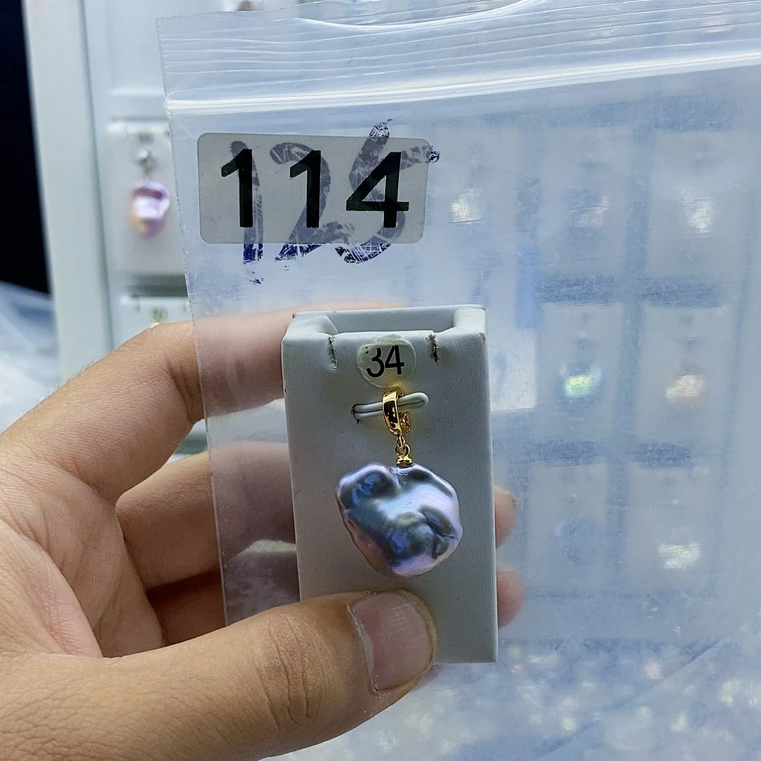 淡水珍珠合金颈饰