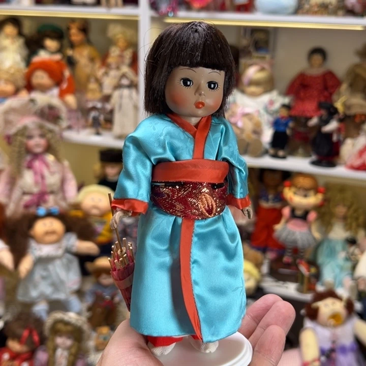 亚历山大售出不退