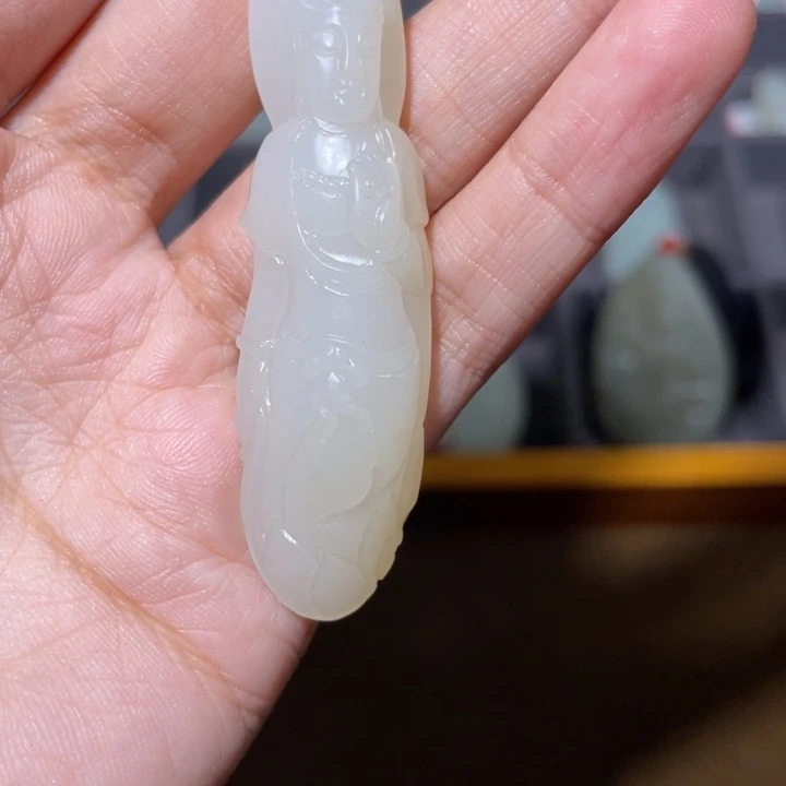 风***者和田玉未镶嵌手链
