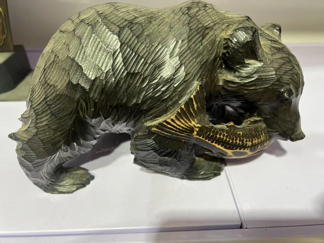 北海道熊吃鱼木雕摆件手工雕刻