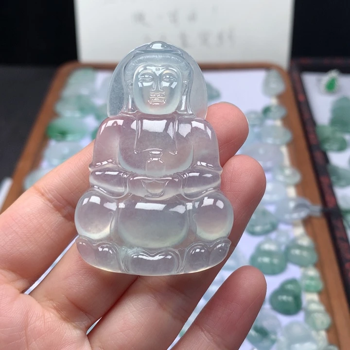 颈饰未镶嵌翡翠高冰正装观音