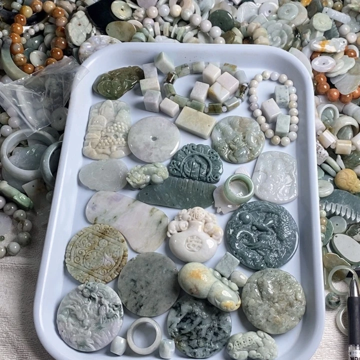 翡翠未镶嵌颈饰天然翡翠8820