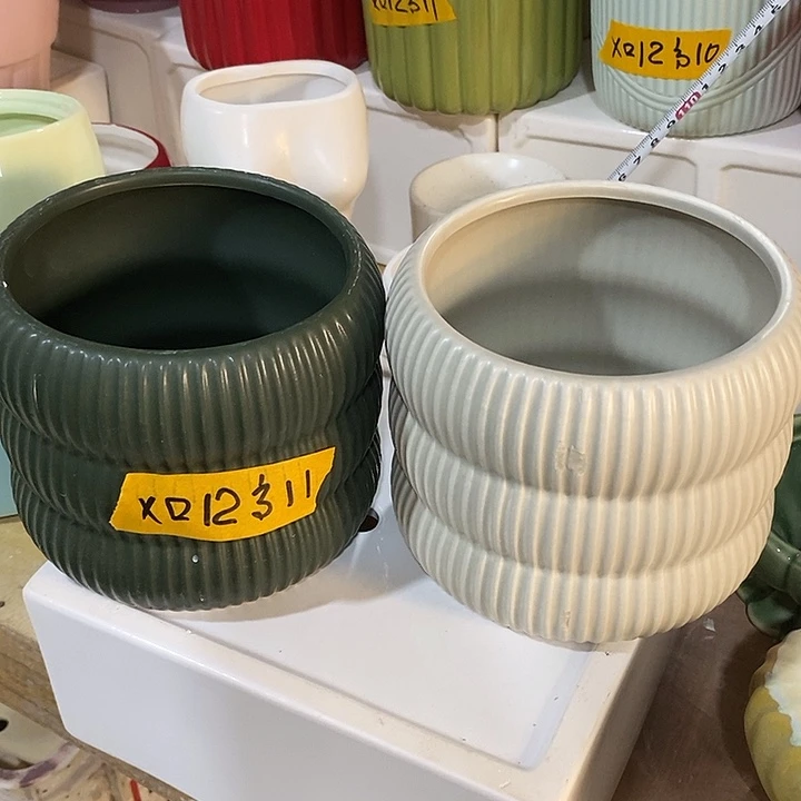 摆件陶盆有孔 微瑕介意勿拍