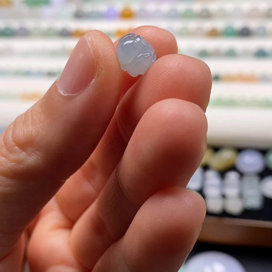 翡翠散珠卡8.1×6.5莲花珠