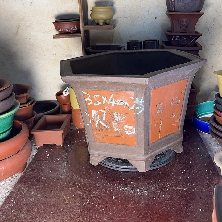 紫砂花盆，手工制作