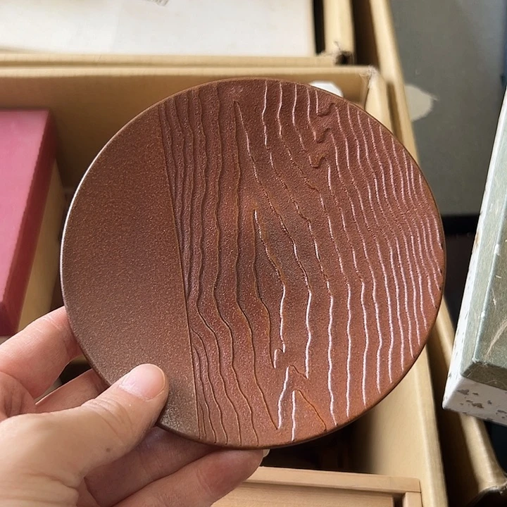 小甜甜日瓷回流直播间