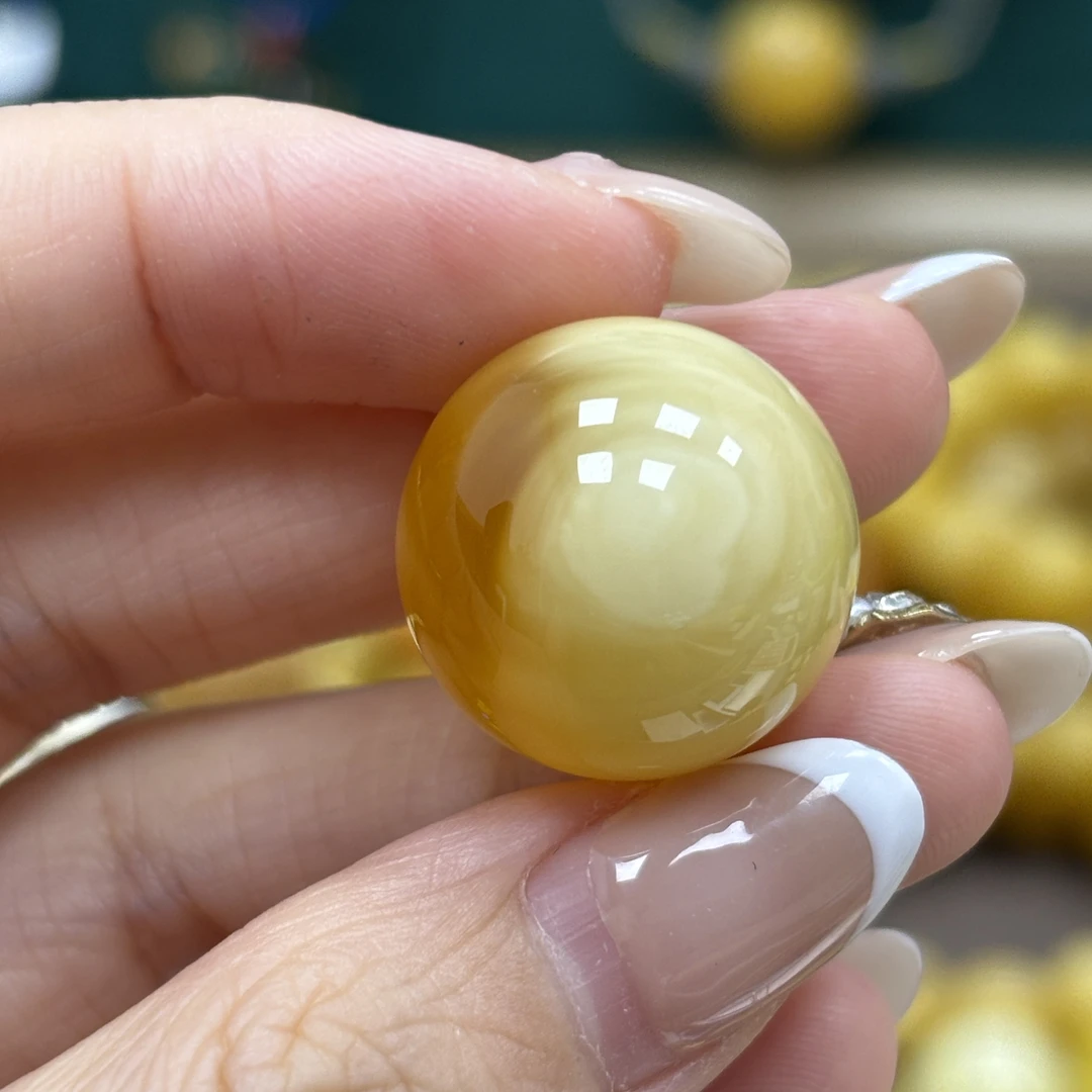 19.6mm 小妖珠宝天然原矿琥珀蜜蜡