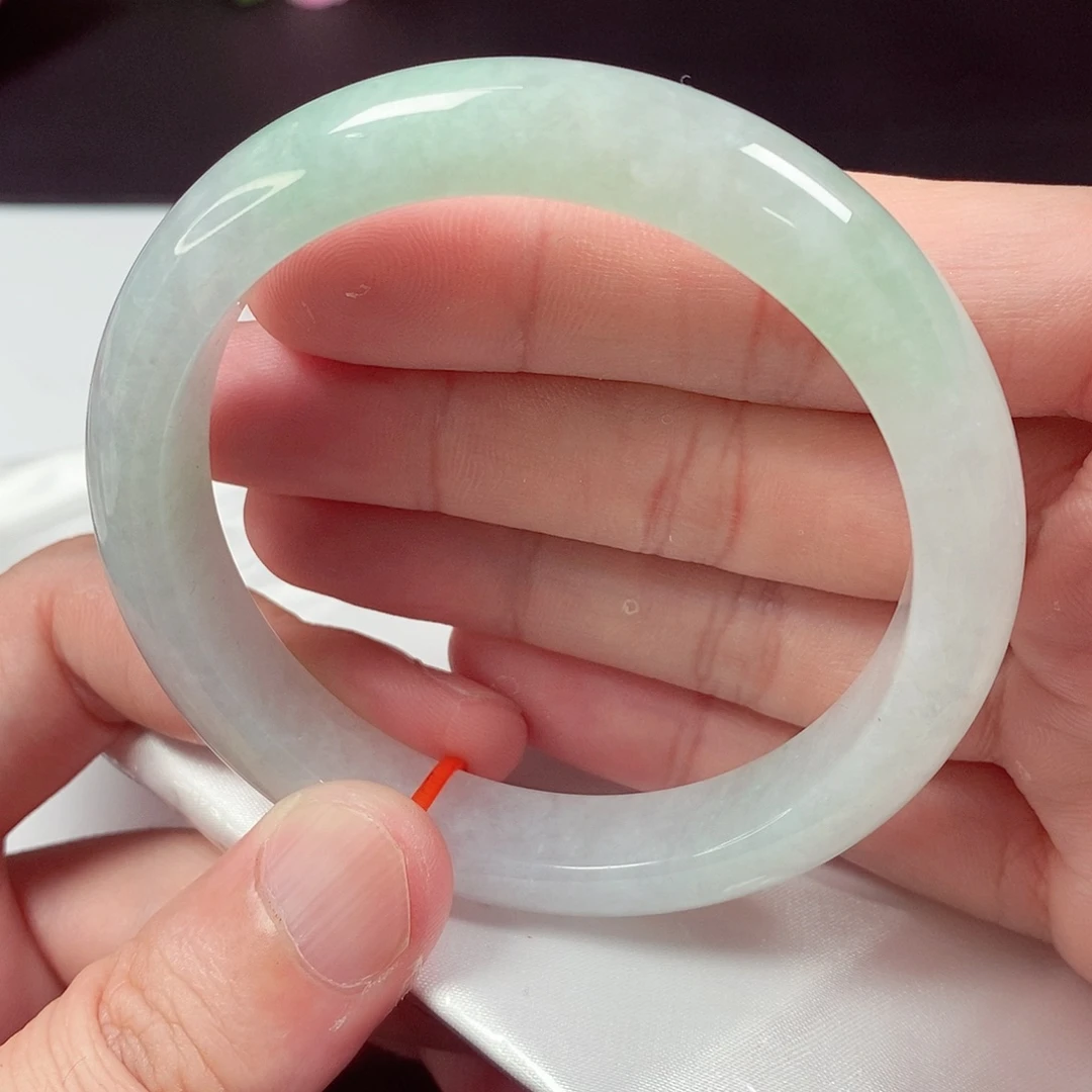 翡翠未镶嵌手镯61圈